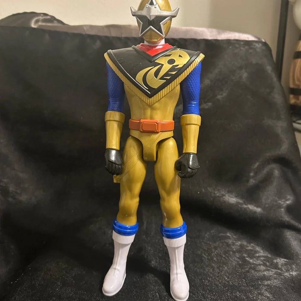 Scarlet Spider Man, Black Panther, Green Goblin & Power Ranger Ninja Steel Gold
